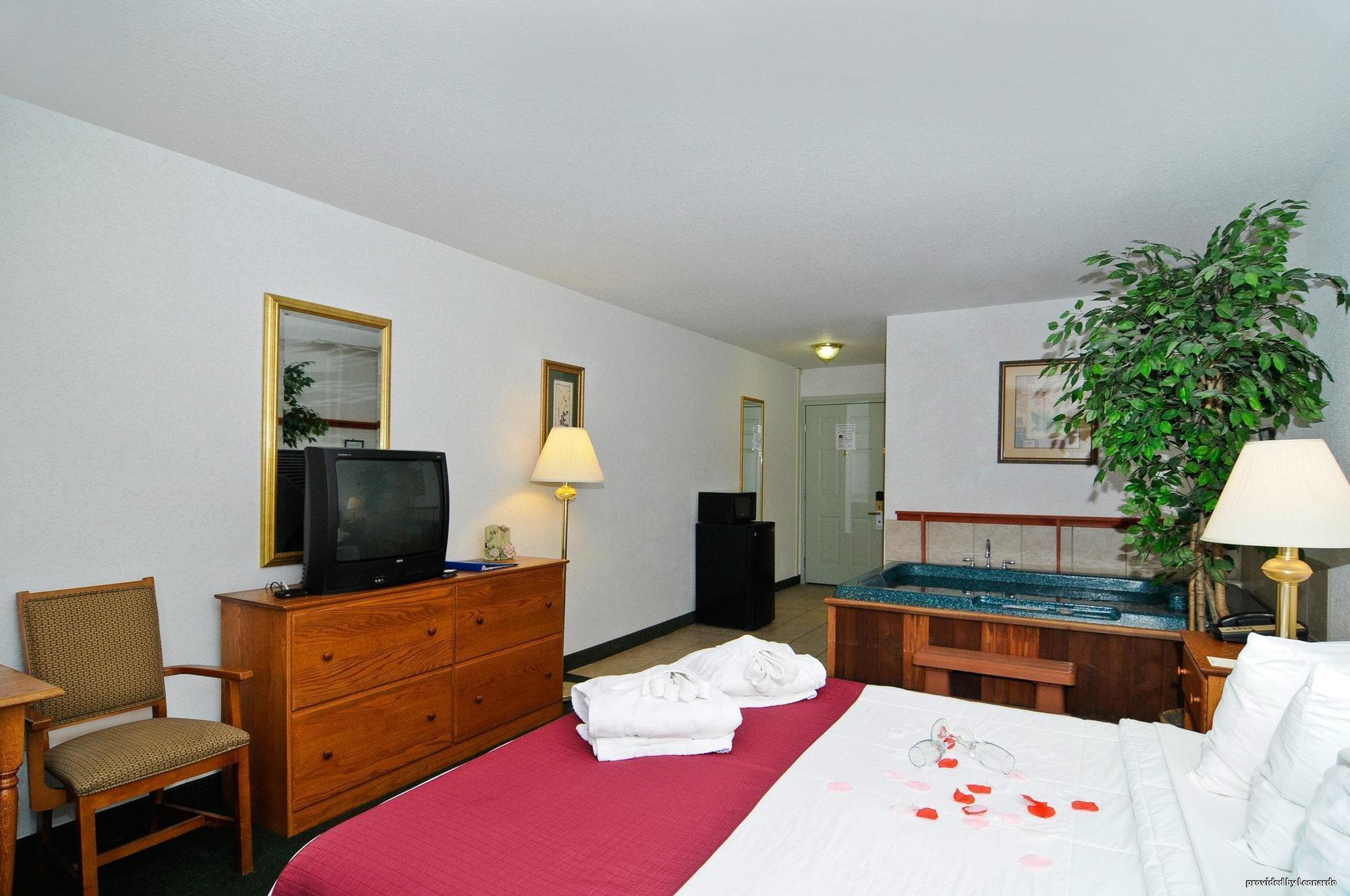 Surestay Plus Hotel By Best Western Berkeley Springs Habitación foto