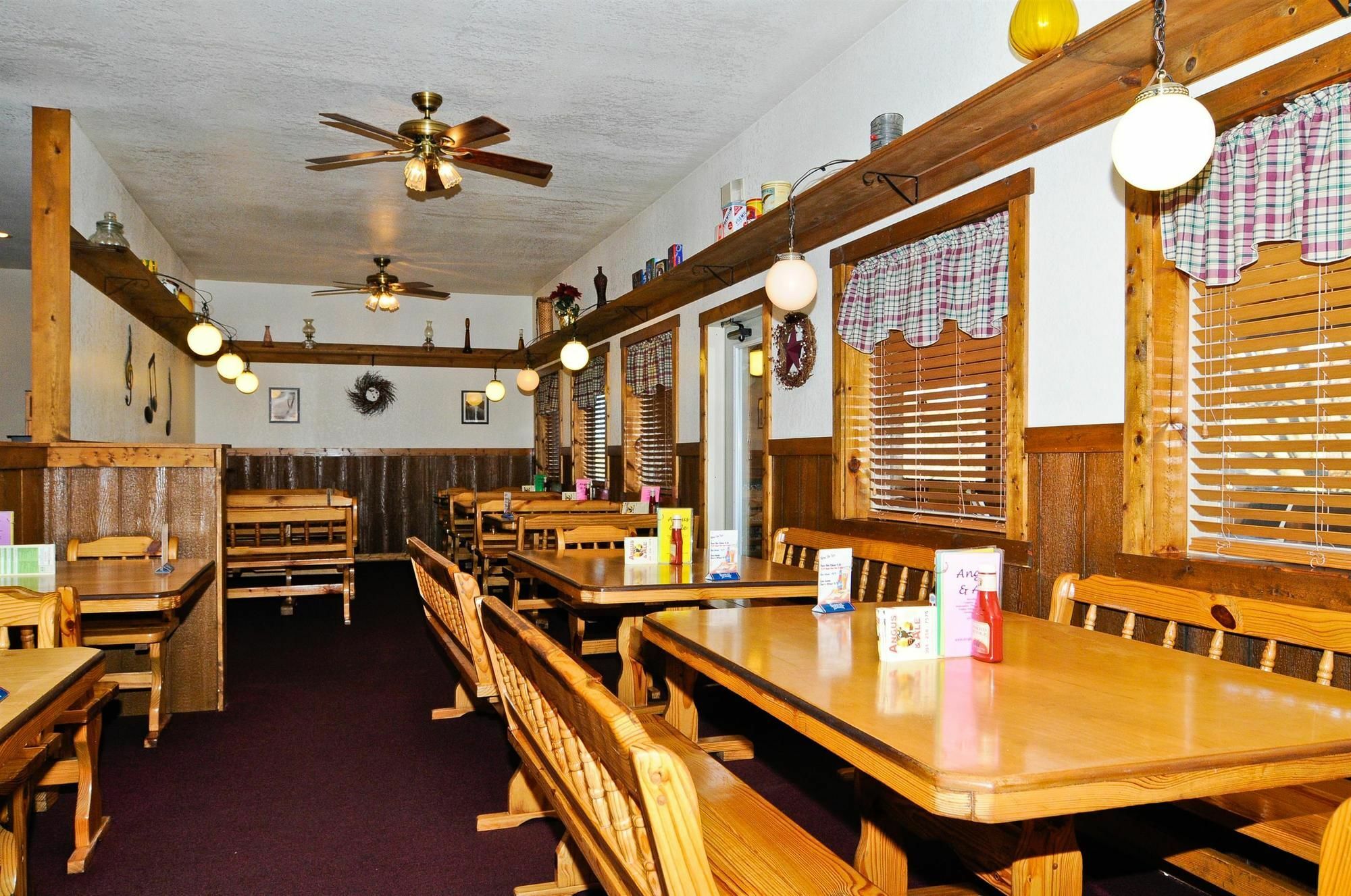 Surestay Plus Hotel By Best Western Berkeley Springs Restaurante foto